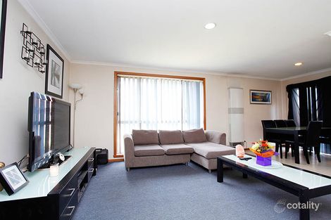 Property photo of 2/4 Asquith Place Melton West VIC 3337