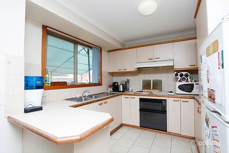 Property photo of 2/4 Asquith Place Melton West VIC 3337