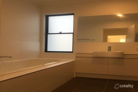 Property photo of 28 Hewitt Avenue Footscray VIC 3011
