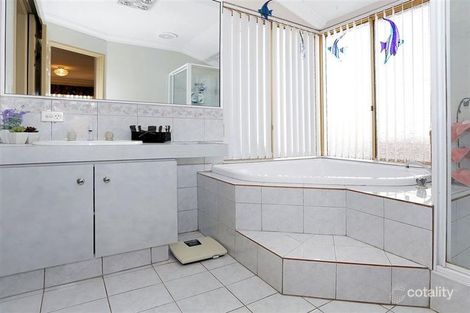 Property photo of 43 Kingston Place Kardinya WA 6163