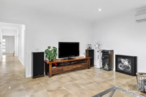Property photo of 28 Bluff Road St Leonards VIC 3223