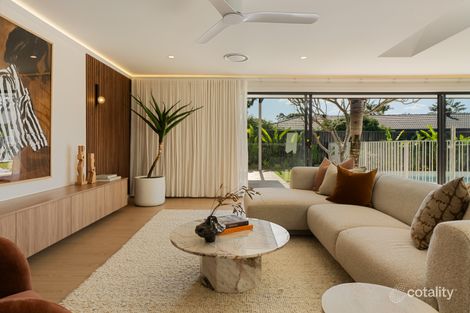 6 Hixson Ct, Mermaid Waters, QLD 4218