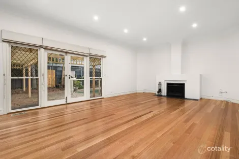 Property photo of 15 Dent Street Glen Iris VIC 3146