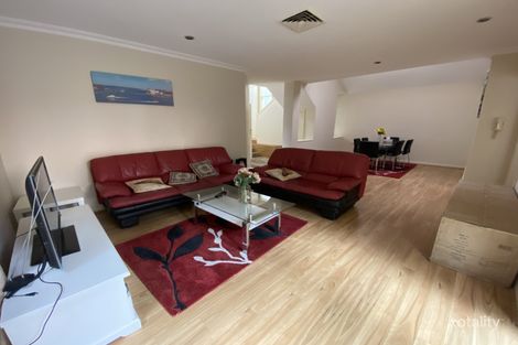 Property photo of 9 The Serpentine Kensington NSW 2033