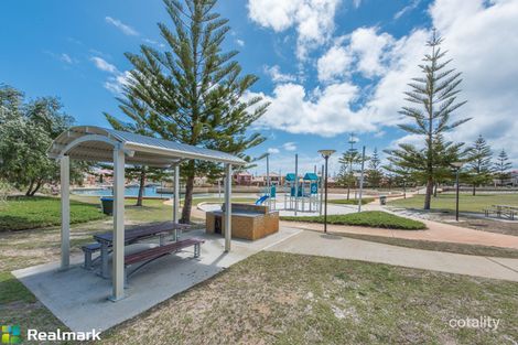 Property photo of 8 Bobtail Bend Wannanup WA 6210