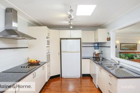 Property photo of 31 Dunalban Avenue Woy Woy NSW 2256