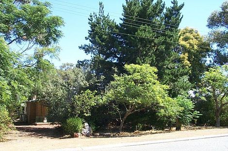 Property photo of 75 Heath Road Kalamunda WA 6076