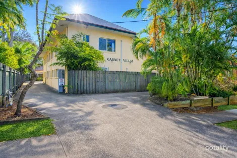 Property photo of 2/5 Garnet Street Clayfield QLD 4011