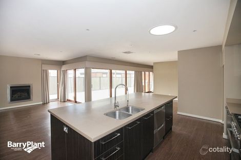 Property photo of 23 Jonesfield Street Craigieburn VIC 3064