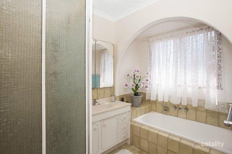 Property photo of 3 Wendoree Way Coombabah QLD 4216
