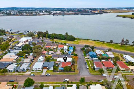 Property photo of 9 Bay Street Stockton NSW 2295