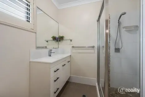 58 BRISBANE RD, WARNER, QLD 4500