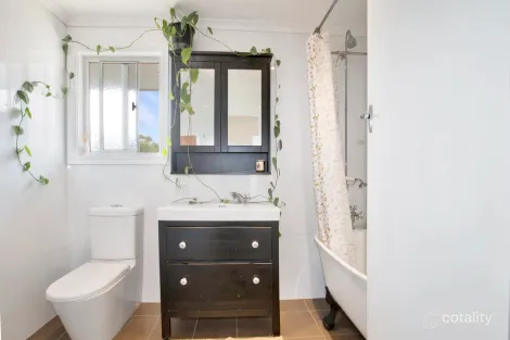 Property photo of 11 Charlton Terrace Wanilla SA 5607