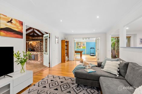 Property photo of 48 Cameron Crescent Kiama Downs NSW 2533