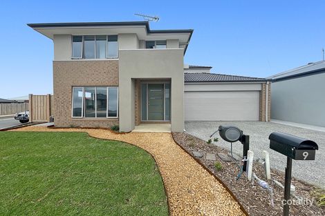 9 Arya Rd, Charlemont, VIC 3217