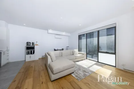 Property photo of 28 Lethbridge Street Moonee Ponds VIC 3039