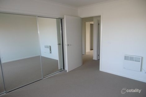 Property photo of 62 Little Windrock Lane Craigieburn VIC 3064