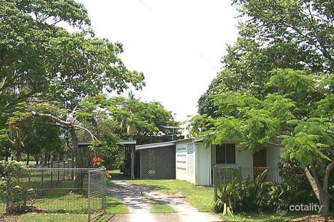 11 Egan St, Manunda, QLD 4870