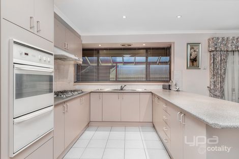 Property photo of 14 Clematis Drive Taylors Lakes VIC 3038