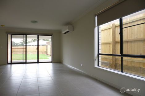 Property photo of 7 Brampton Crescent Springfield Lakes QLD 4300