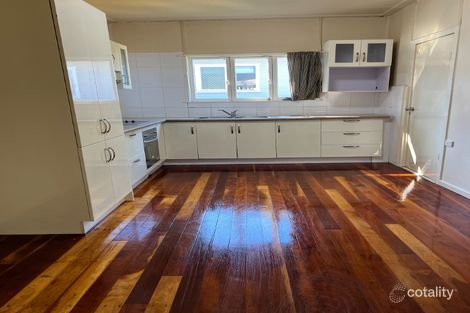 Property photo of 165 South Station Road Silkstone QLD 4304