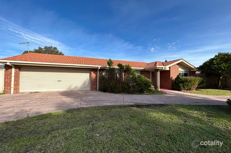 Property photo of 1 Hobson Crescent Mill Park VIC 3082