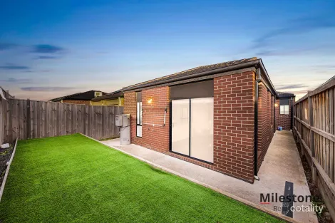 Property photo of 23 Drake Street Tarneit VIC 3029
