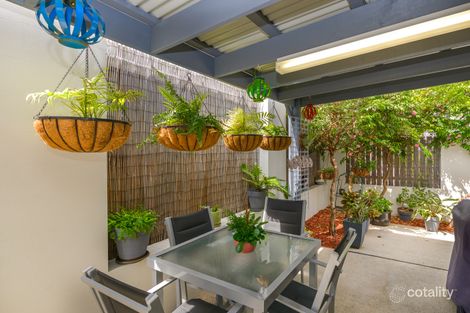 Property photo of 2/64 Broad Street Labrador QLD 4215