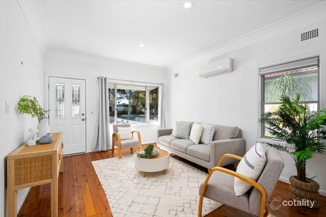 Property photo of 10 Mackenzie Avenue Woy Woy NSW 2256