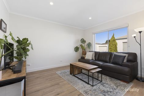 Property photo of 2/98-100 Chute Street Mordialloc VIC 3195