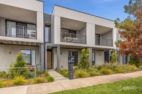 2/1 Wurrak Cres, Torquay, VIC 3228