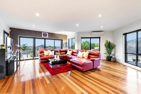 Property photo of 29 Viewgrand Way Greensborough VIC 3088