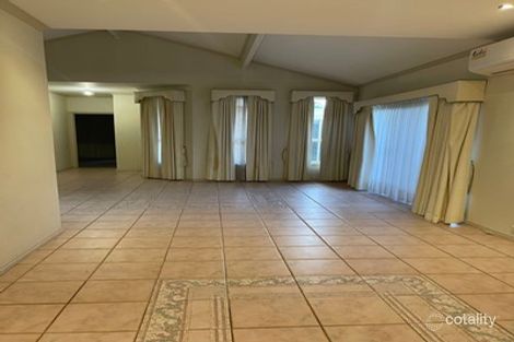 Property photo of 5 Dawson Place Roxburgh Park VIC 3064