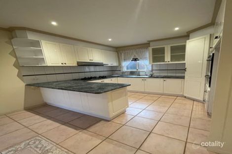 Property photo of 5 Dawson Place Roxburgh Park VIC 3064