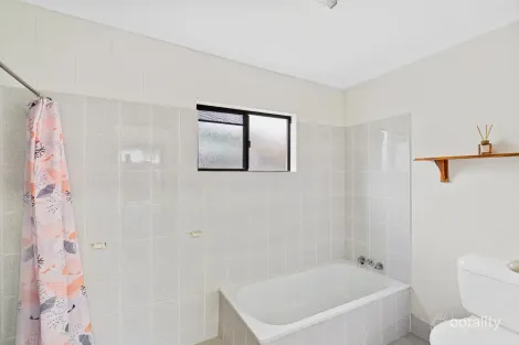 Property photo of 10 Krakatoa Close Smithfield QLD 4878