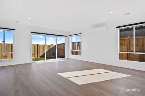Property photo of 16 Possum Drive Beveridge VIC 3753