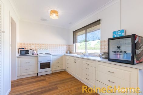 Property photo of 64 Oxley Circle Dubbo NSW 2830