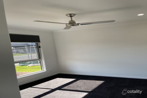 Property photo of 7 Archibald Crescent Nirimba QLD 4551