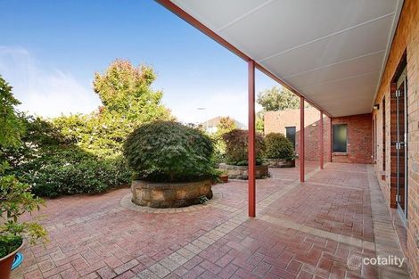 Property photo of 2 Briar Walk Blackburn South VIC 3130