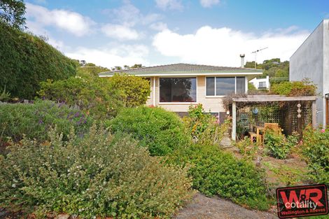 Property photo of 1 St Georges Crescent Goode Beach WA 6330