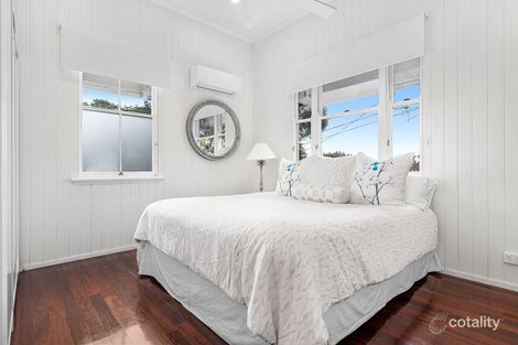 Property photo of 122 Sibley Road Wynnum West QLD 4178