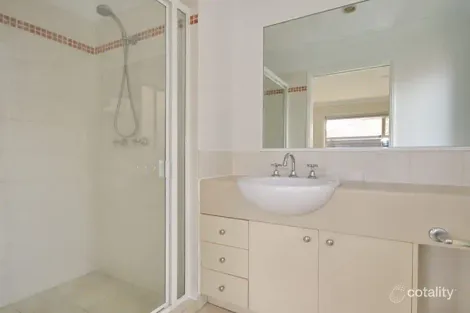 Property photo of 1 Tracey Street Wynnum West QLD 4178