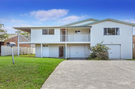 27 Fiona Cres, Lake Cathie, NSW 2445