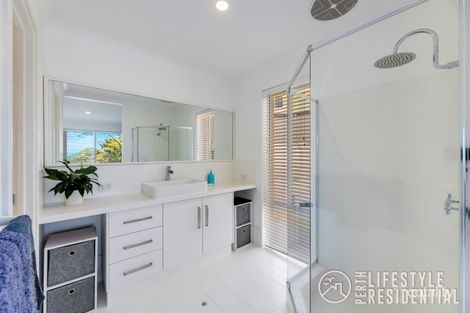 Property photo of 4 Foreshore Vista Yanchep WA 6035
