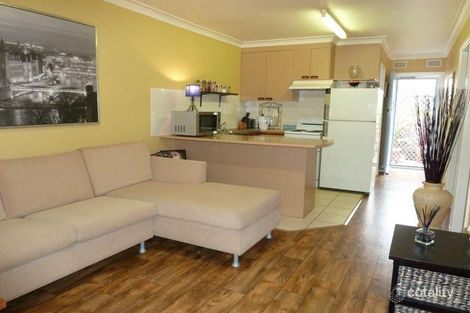 2/41 Wallis St, Forster, NSW 2428