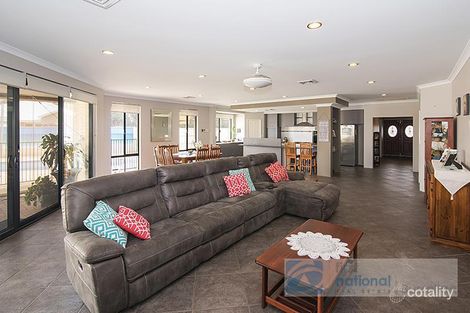 Property photo of 7 Meadow View Busselton WA 6280