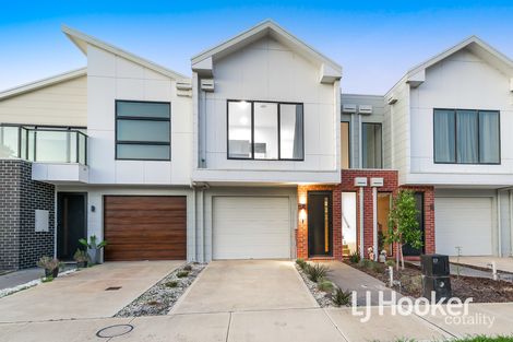 Property photo of 23 Aspect Drive Keysborough VIC 3173