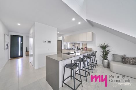 Property photo of 8 Merrick Way Gledswood Hills NSW 2557