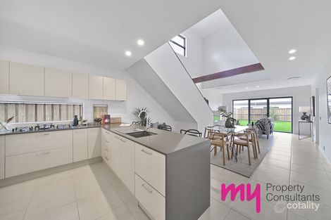 Property photo of 8 Merrick Way Gledswood Hills NSW 2557