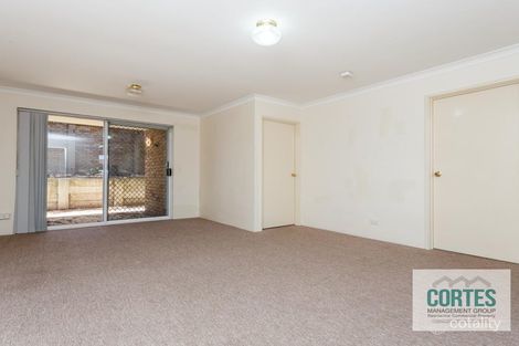 Property photo of 15/2 Pinewood Avenue Kardinya WA 6163